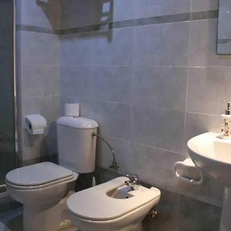 Great Comfortable Quiet Duplex *